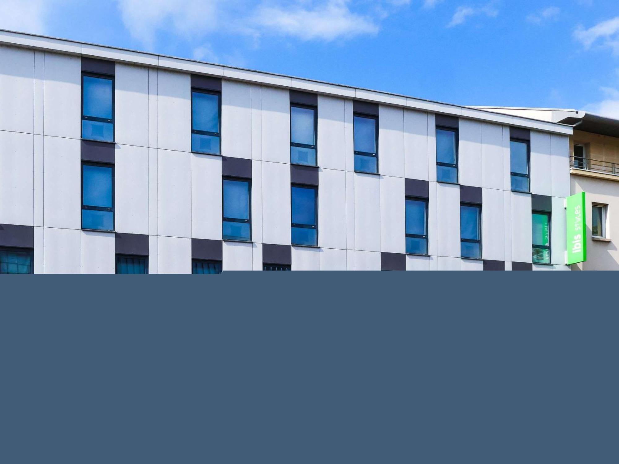 Ibis Styles Montbeliard Otel Dış mekan fotoğraf